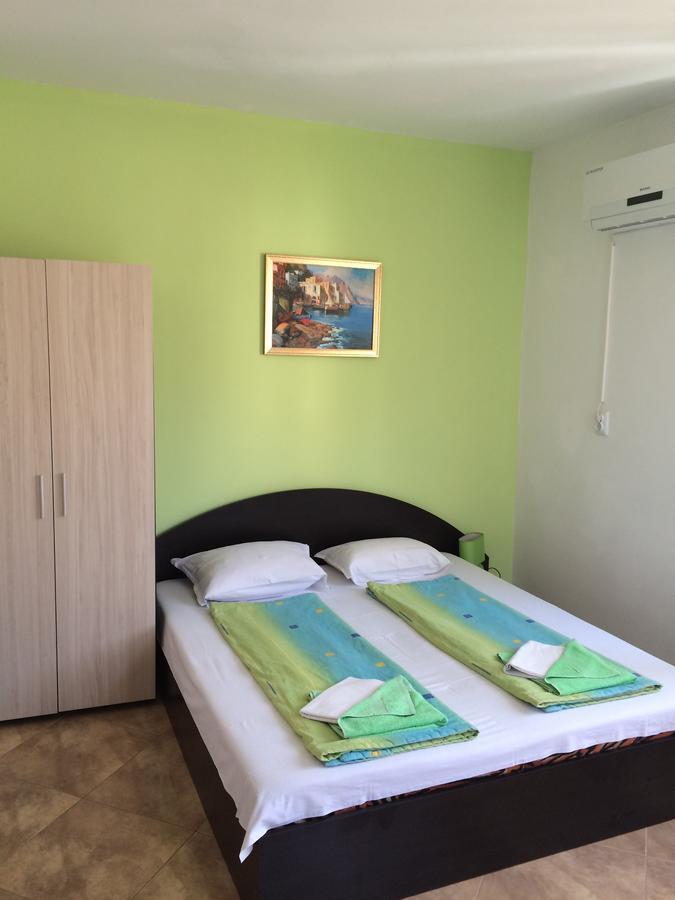 Guest House Yanina Sozopol Exterior foto